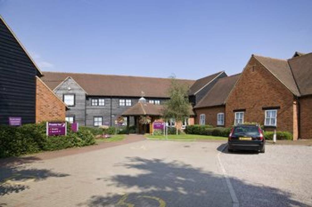 PREMIER INN ST. ALBANS/BRICKET WOOD 8