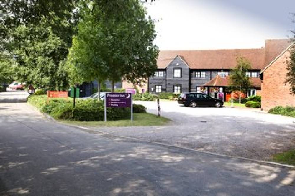 PREMIER INN ST. ALBANS/BRICKET WOOD 6