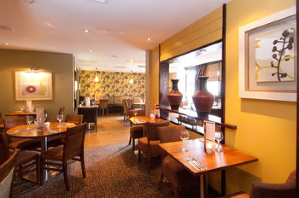 PREMIER INN SUNBURY (KEMPTON PARK) 9