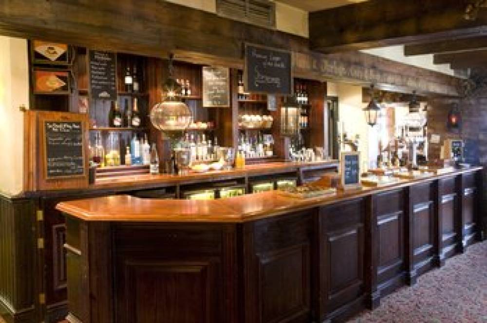 PREMIER INN WALTHAM ABBEY 4