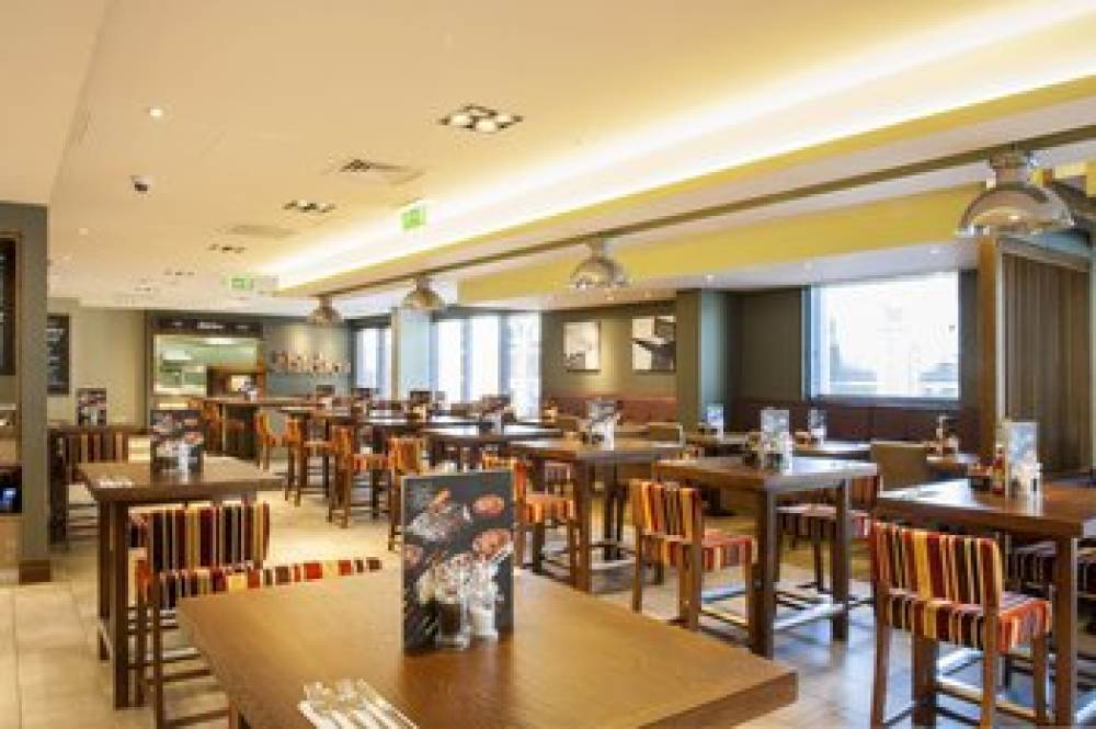 PREMIER INN WOKING TOWN CENTRE 6