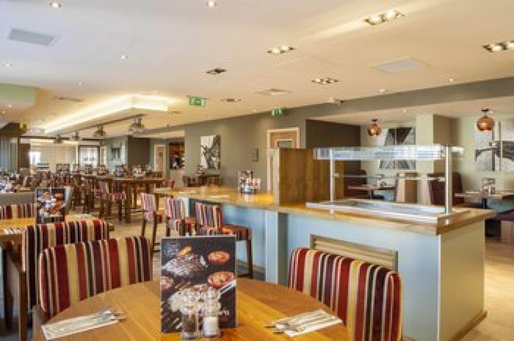 PREMIER INN WOKING TOWN CENTRE 7