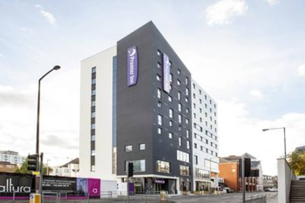 PREMIER INN WOKING TOWN CENTRE 2