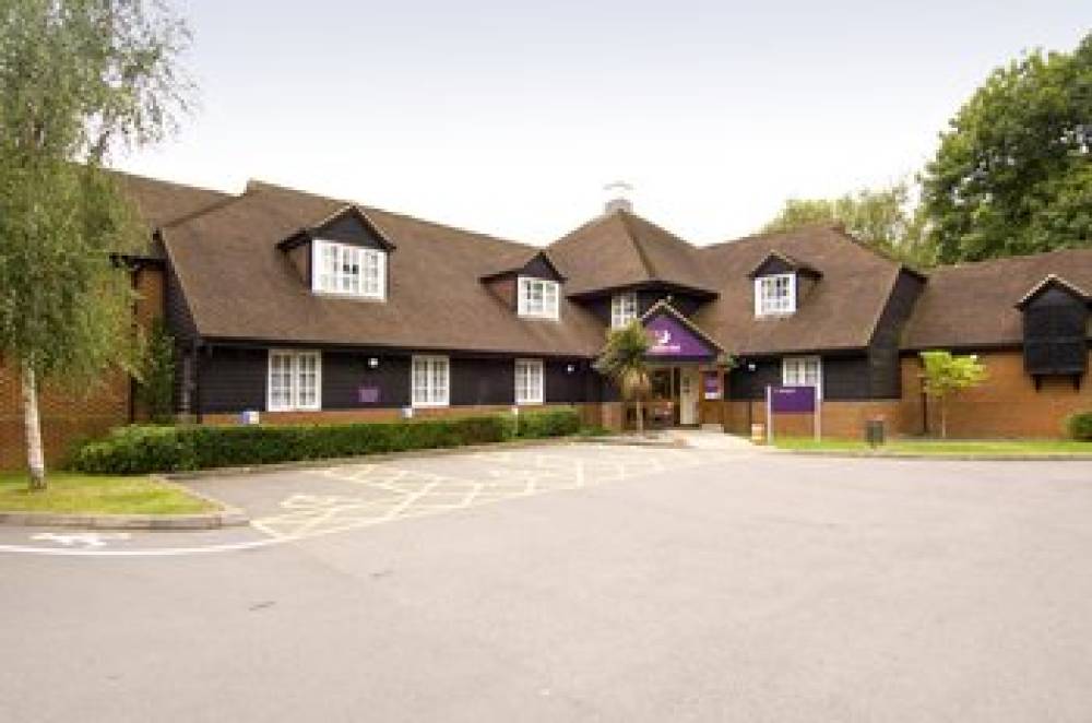 PREMIER INN WOKING WEST (A324) 1