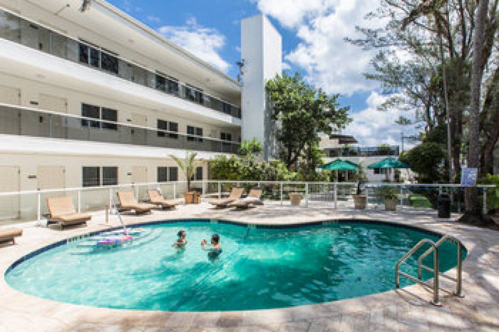 PREMIERE HOTEL 7