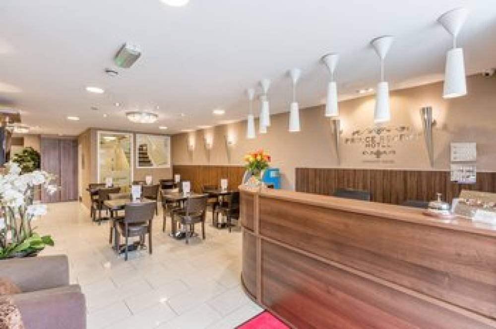 PRINCE REGENT HOTEL EXCEL 9