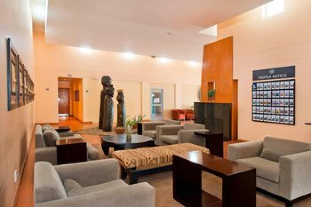 Protea Hotel By Marriott Ondangwa 4