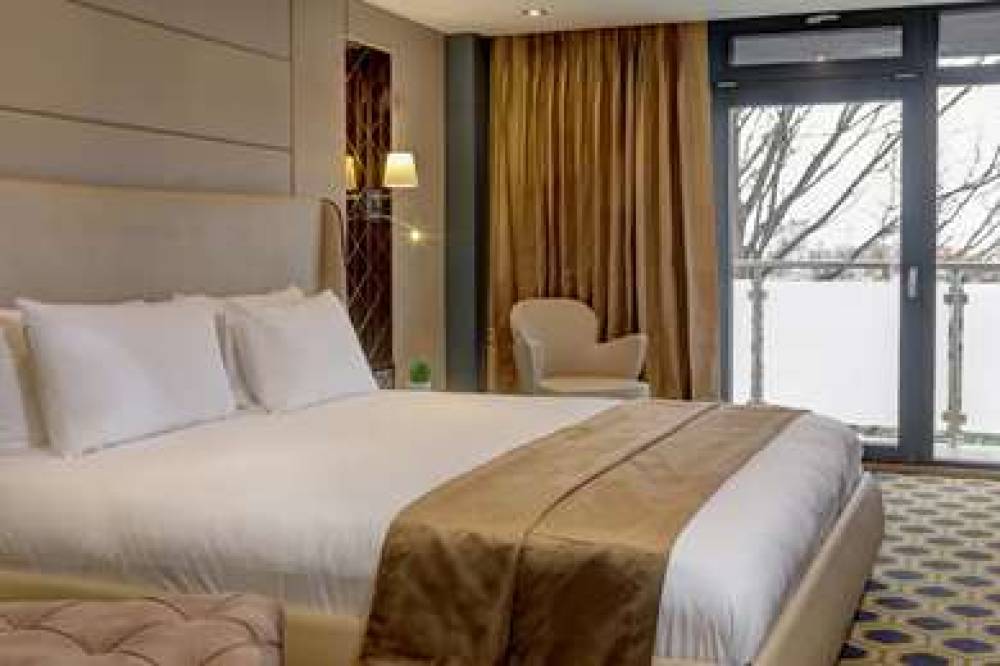 PUTNEY HOTEL 9