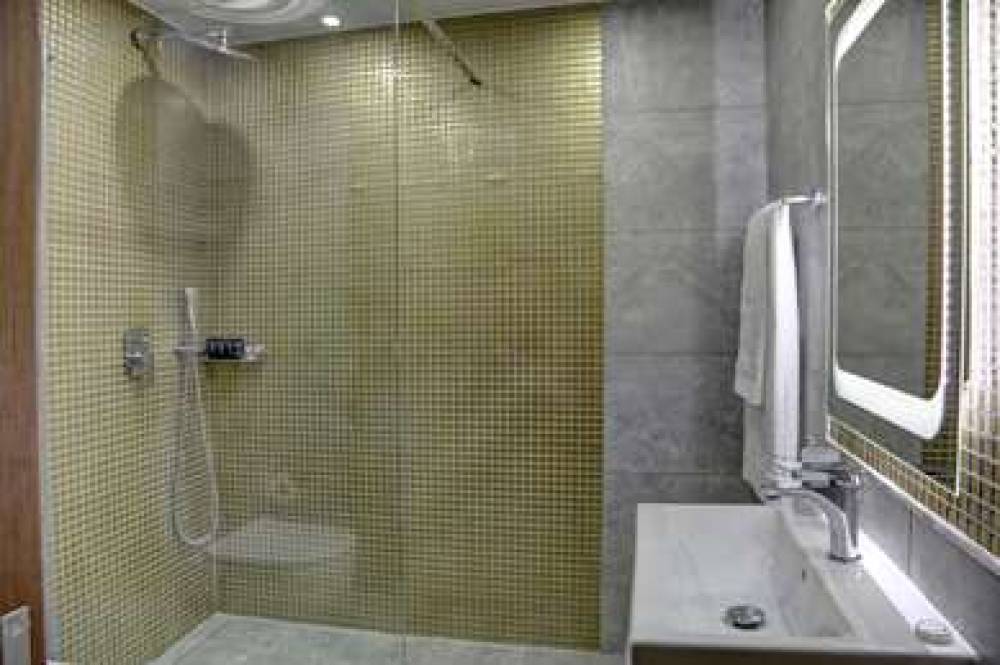 PUTNEY HOTEL 10