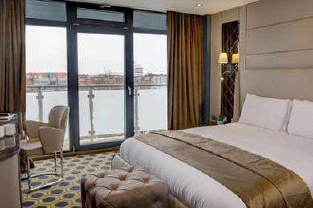 PUTNEY HOTEL 8