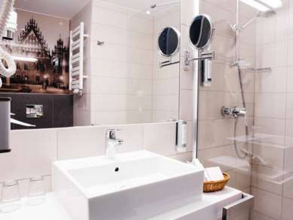 Q HOTEL PLUS WROCLAW 2