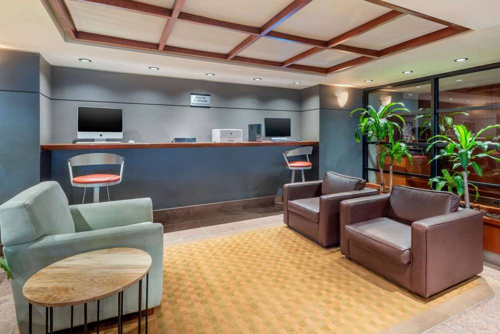 QUALITY HOTEL DORVAL AEROPORT 2