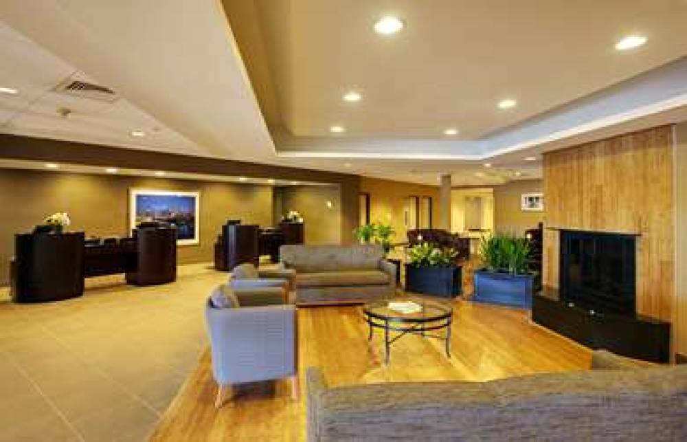 QUALITY HOTEL ESSINGTON 9