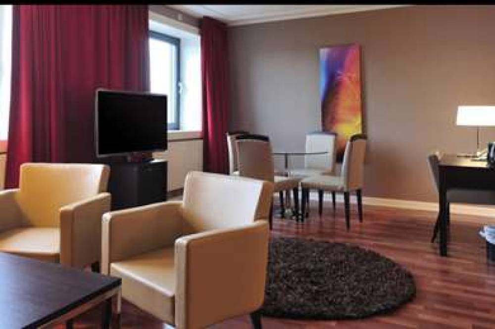 Quality Hotel Grand Royal 6