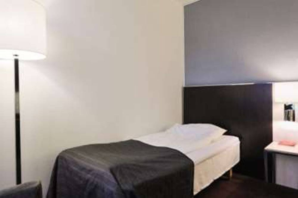 Quality Hotel Grand Royal 4
