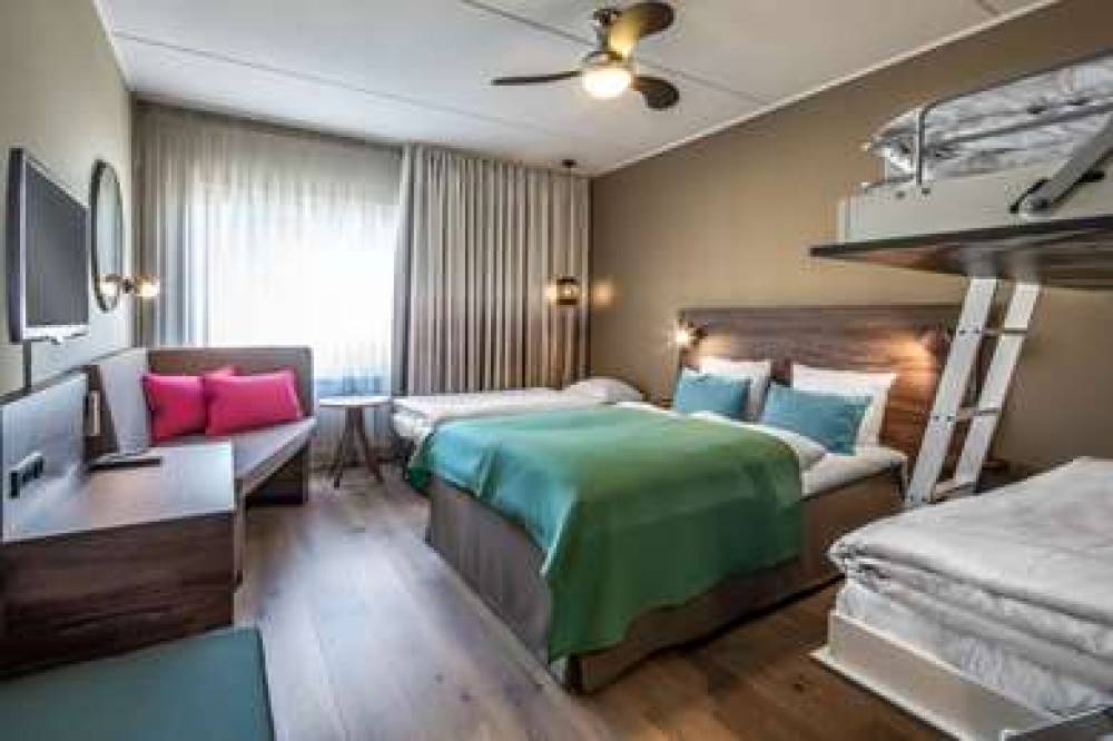 QUALITY HOTEL THE REEF 10