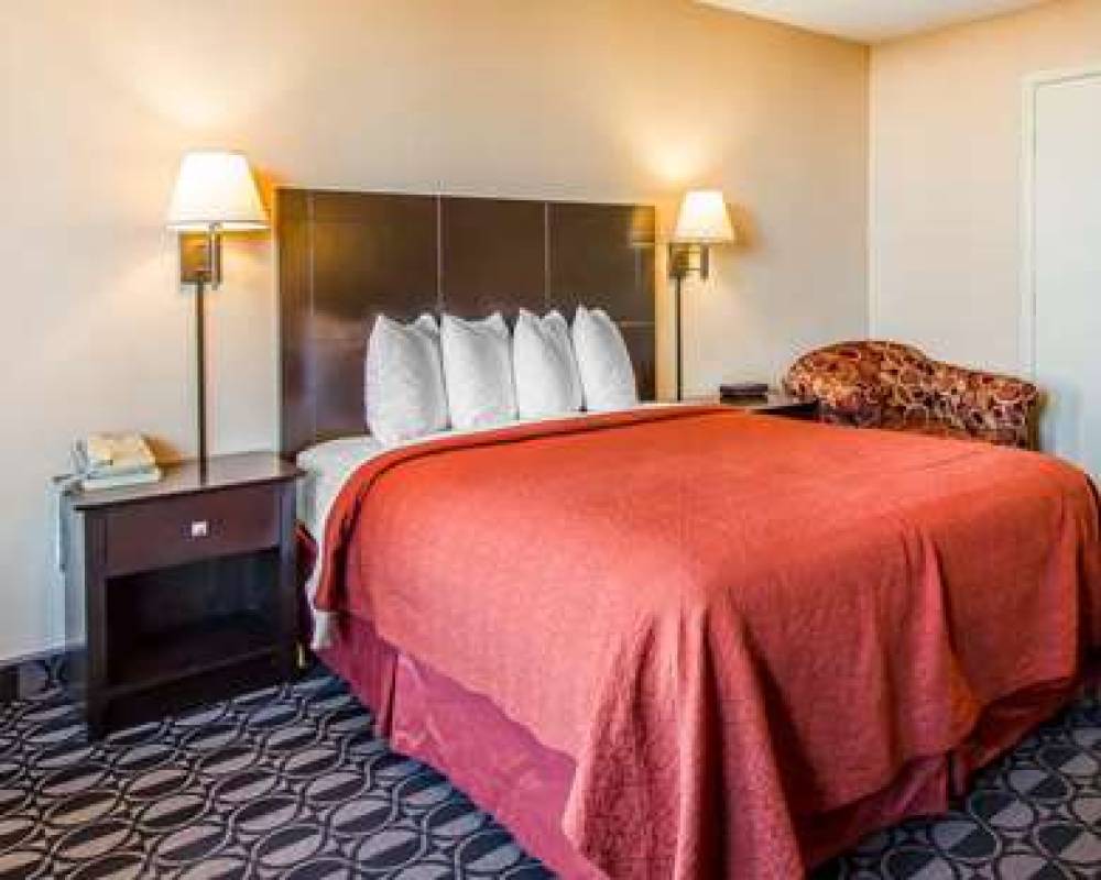 Quality Inn Ada 9