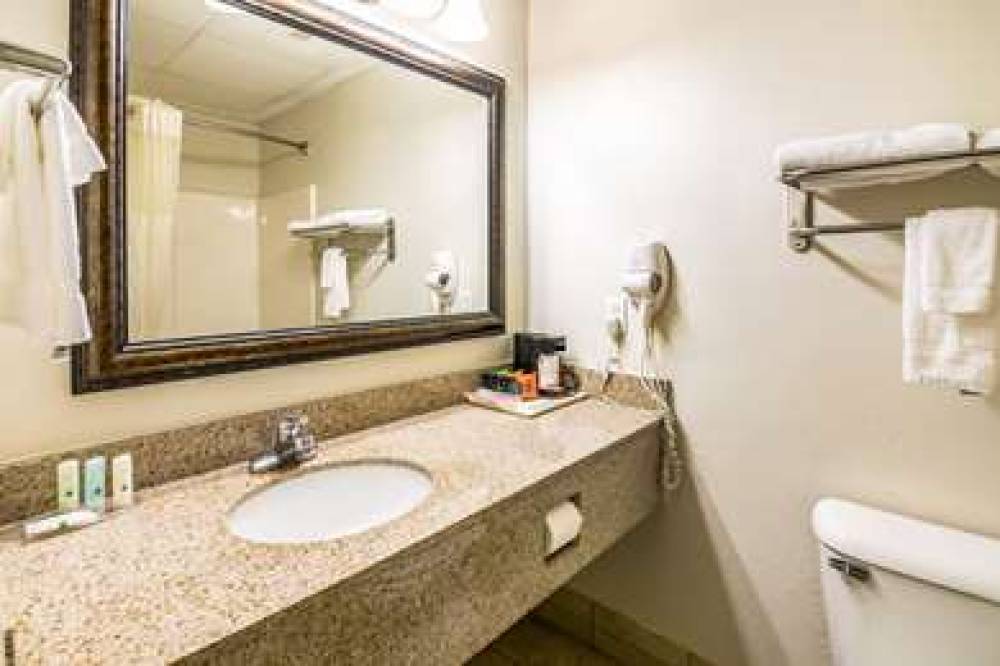 QUALITY INN ALEXANDER CITY 8