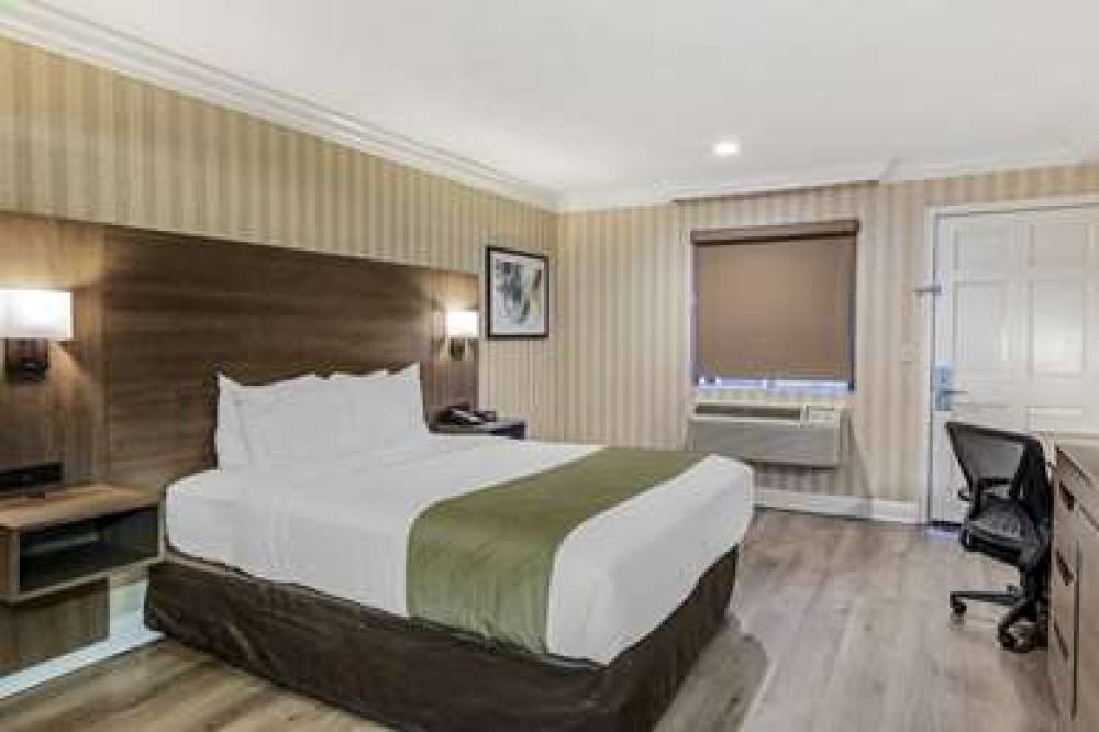 QUALITY INN AND SUITES ANAHEIM MAIN 6