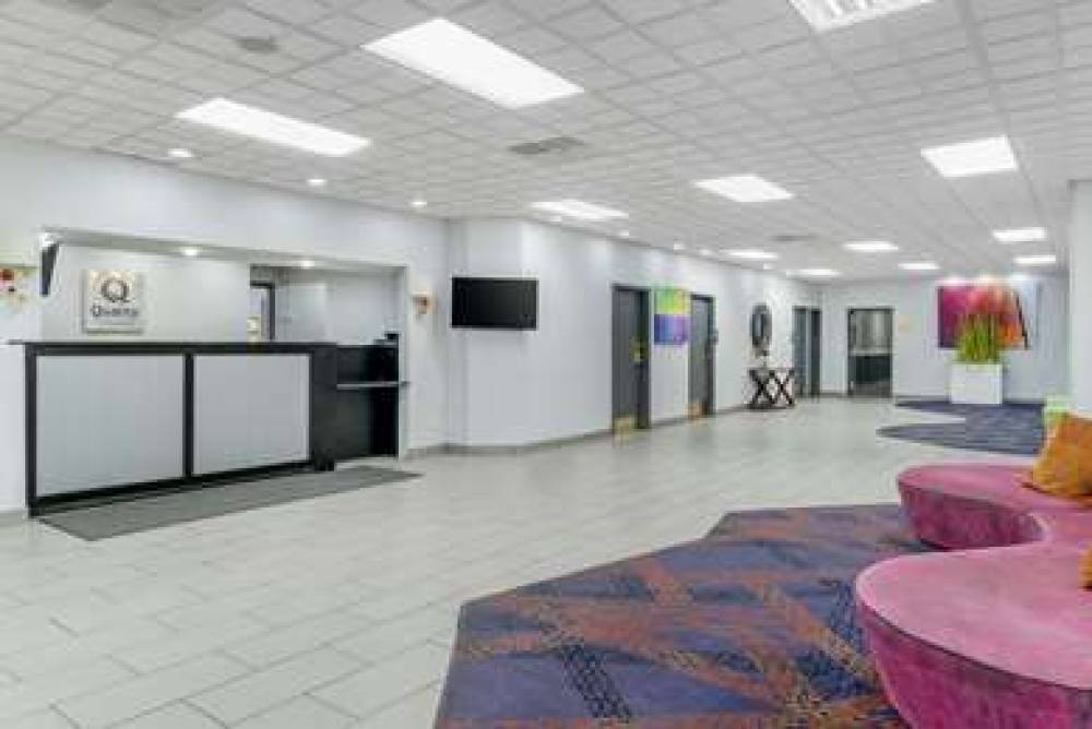 Quality Inn And Suites Banquet Center 3
