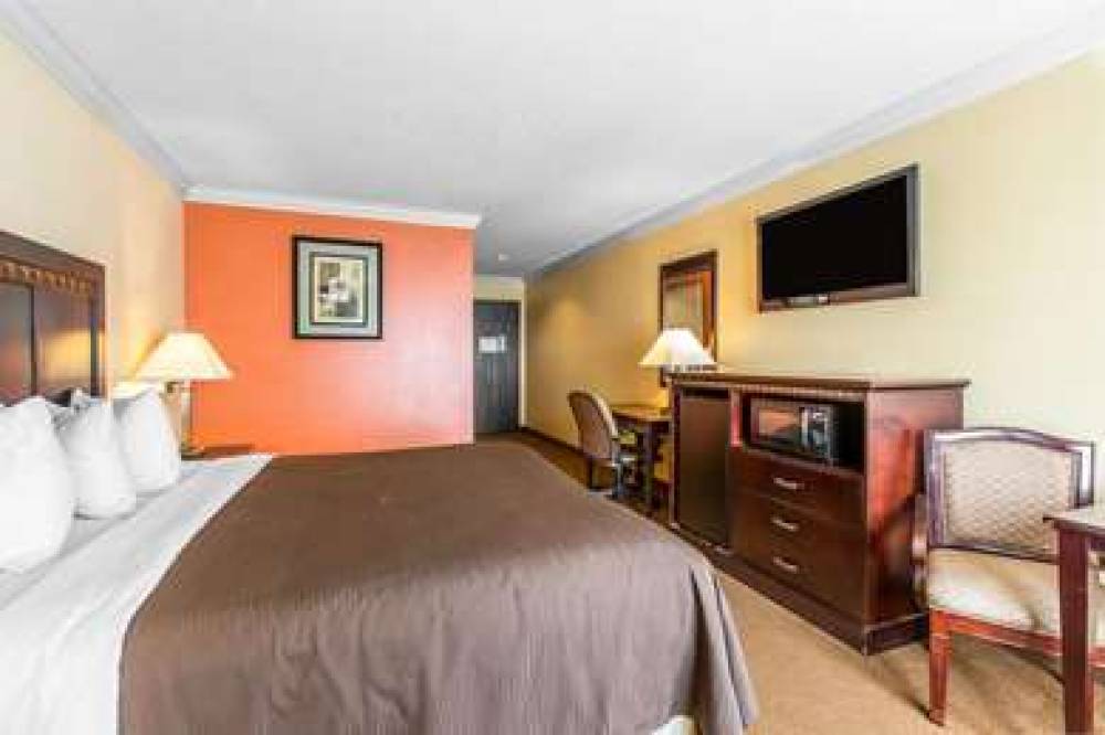 QUALITY INN AND SUITES BELL GARDENS 7