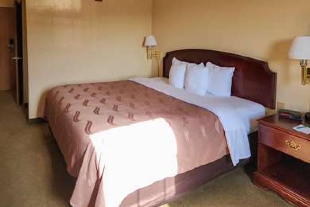 Quality Inn And Suites Bellville - Mansfield 10
