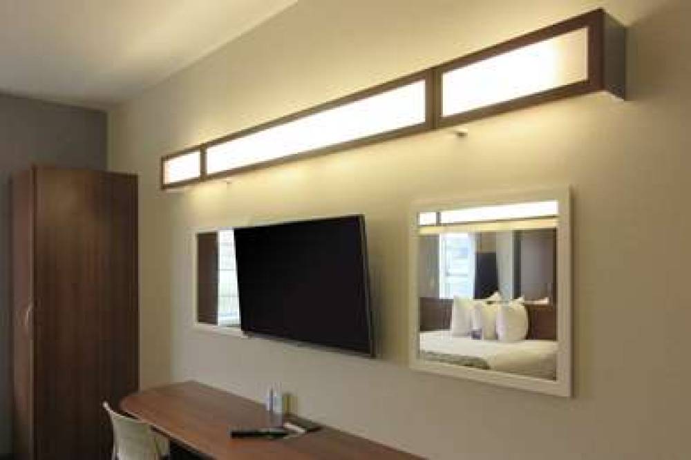 QUALITY INN AND SUITES CALDWELL 4