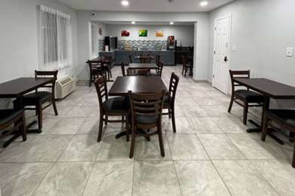QUALITY INN AND SUITES COLUMBUS WES 1