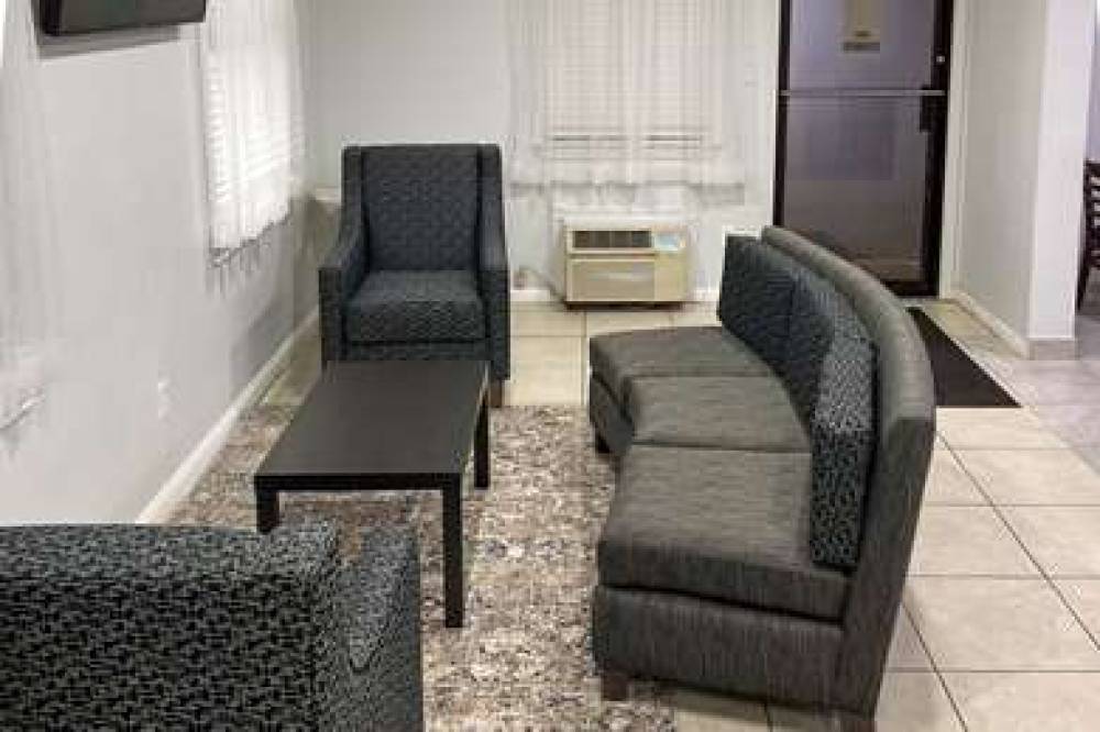 Quality Inn And Suites Columbus Wes
