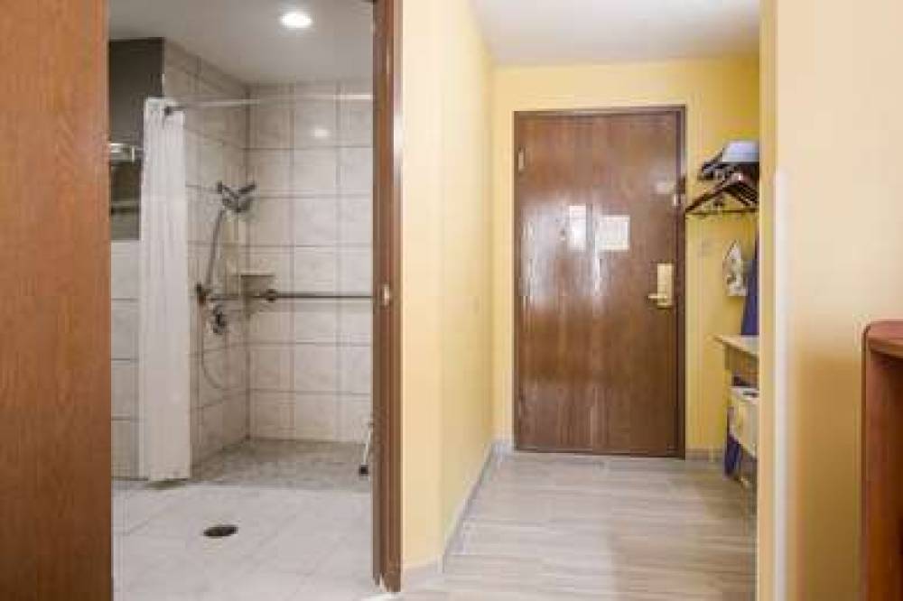 Quality Inn And Suites Erlanger 7