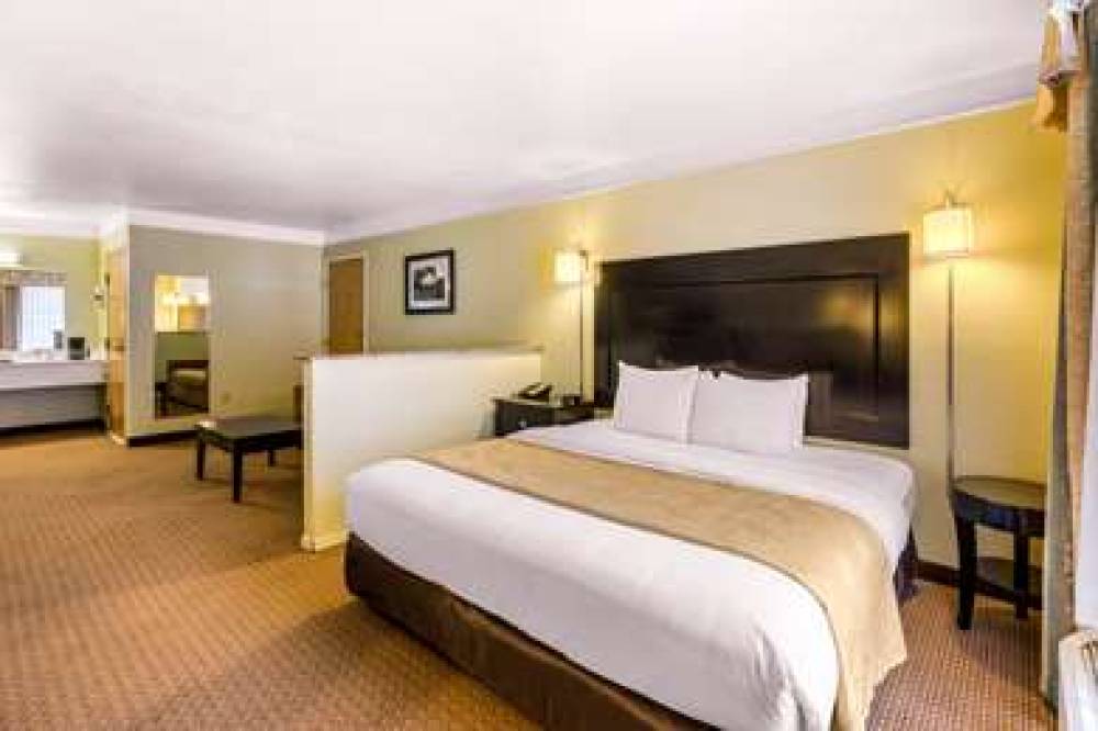 QUALITY INN AND SUITES GALLUP I-40 1