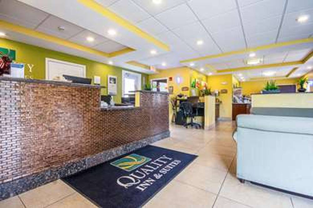 QUALITY INN AND SUITES GLENMONT - A 3