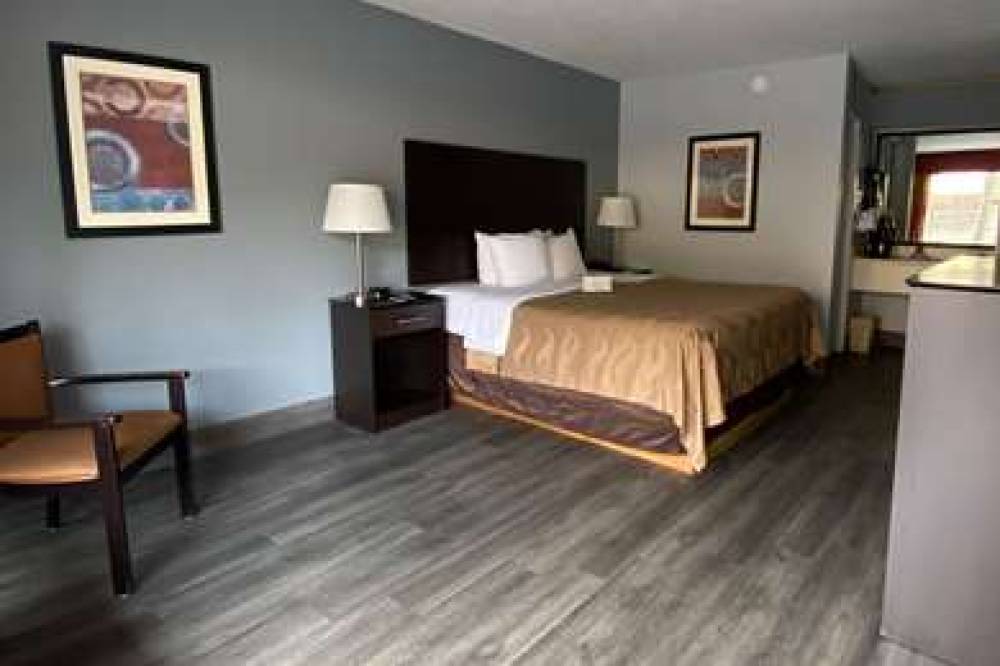 Quality Inn And Suites Gulf Breeze 7