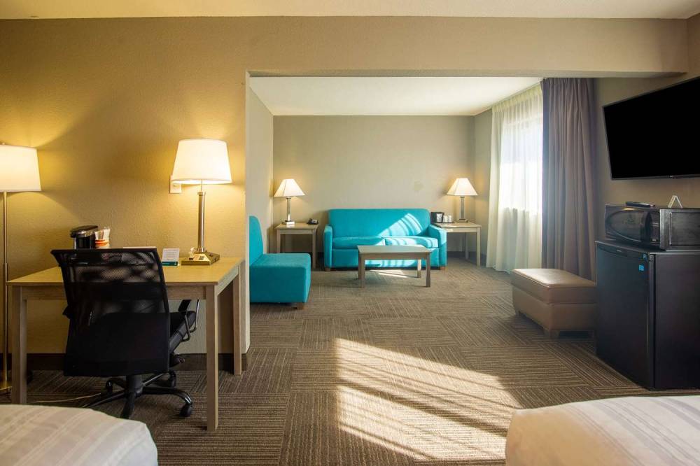 QUALITY INN AND SUITES HAMMOND 2