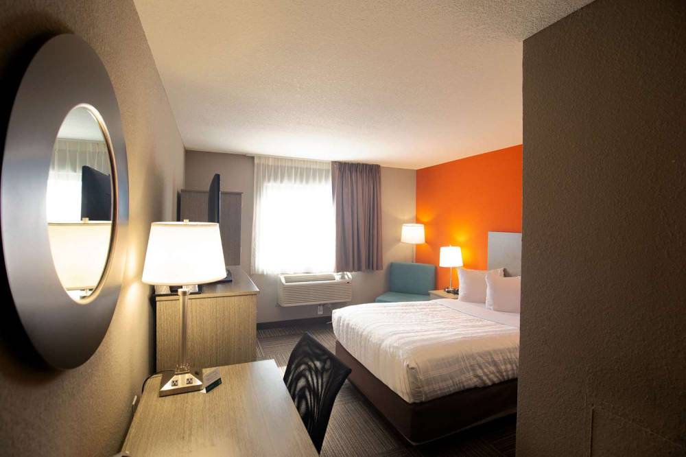 QUALITY INN AND SUITES HAMMOND 7