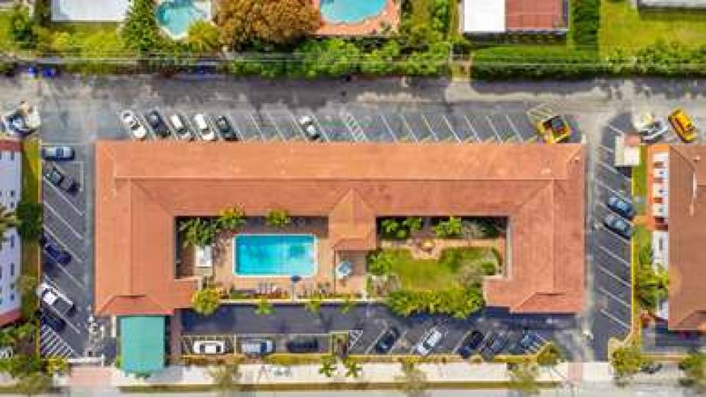 QUALITY INN AND SUITES HOLLYWOOD BO 3