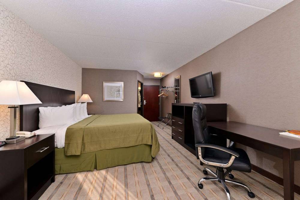 QUALITY INN AND SUITES MATTESON NEA 6