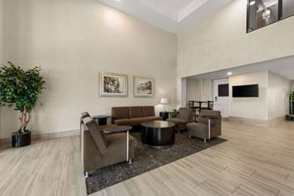 QUALITY INN AND SUITES MATTHEWS - C 8