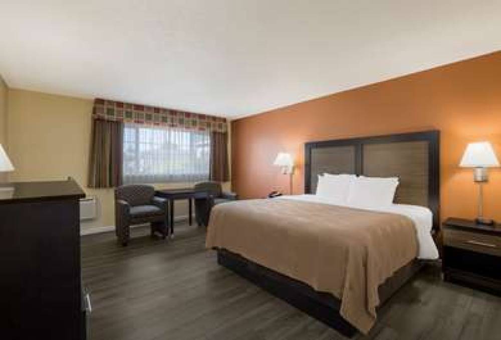 QUALITY INN AND SUITES MEDFORD AIRP 9