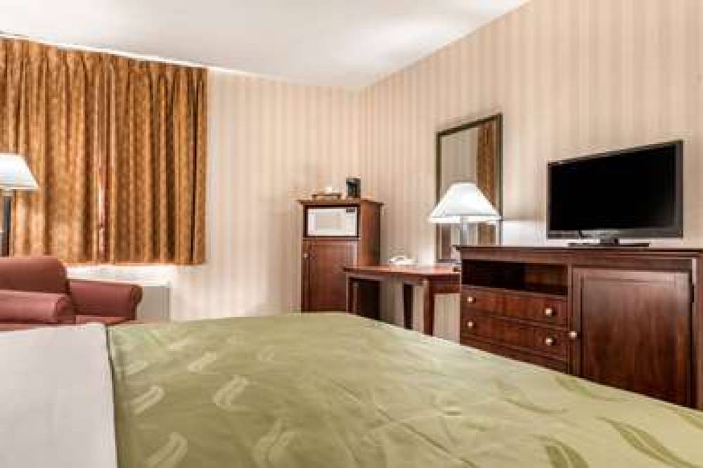 Quality Inn And Suites Miamisburg 9