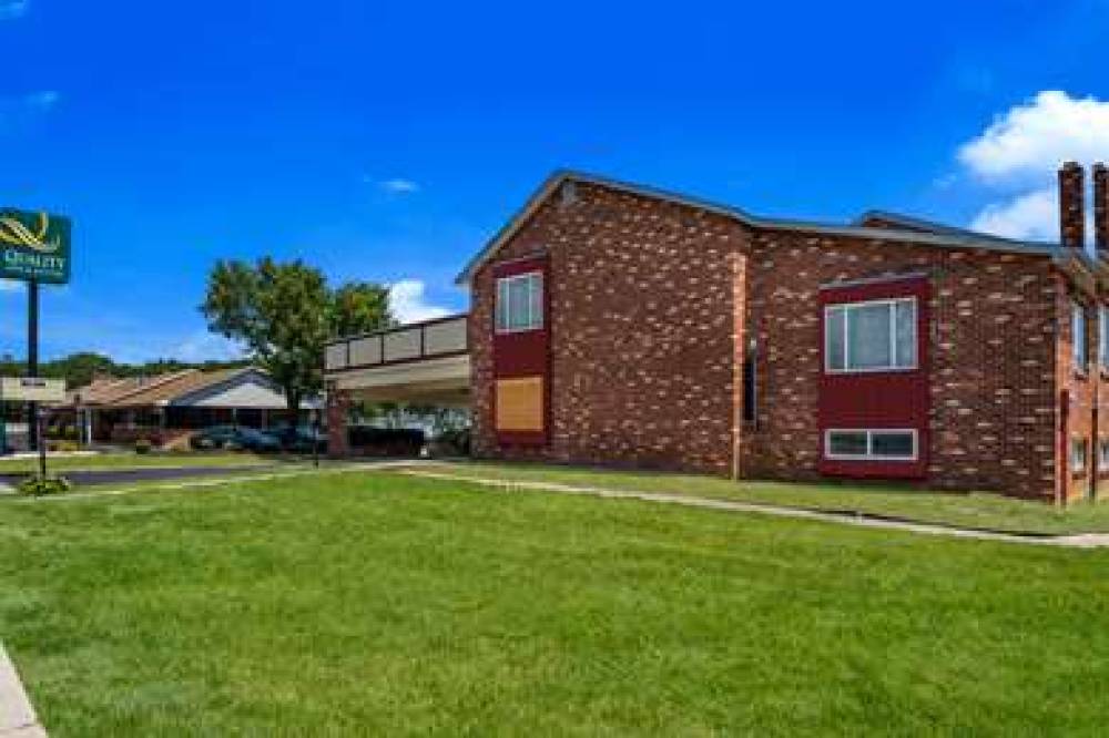 QUALITY INN AND SUITES MILLVILLE 10