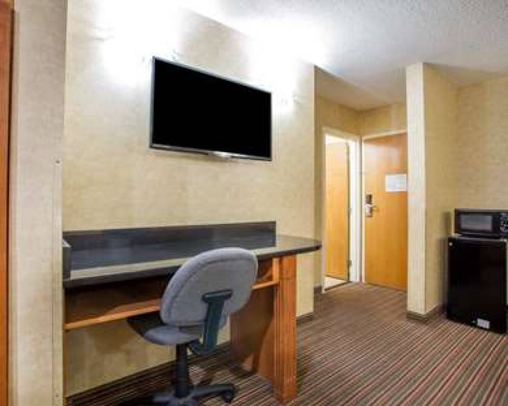 Quality Inn And Suites North/Polaris 8