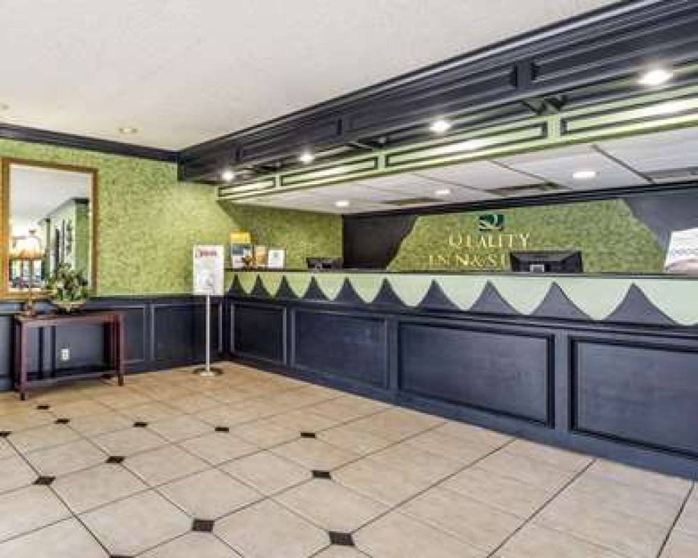 QUALITY INN AND SUITES ON THE BEACH 6