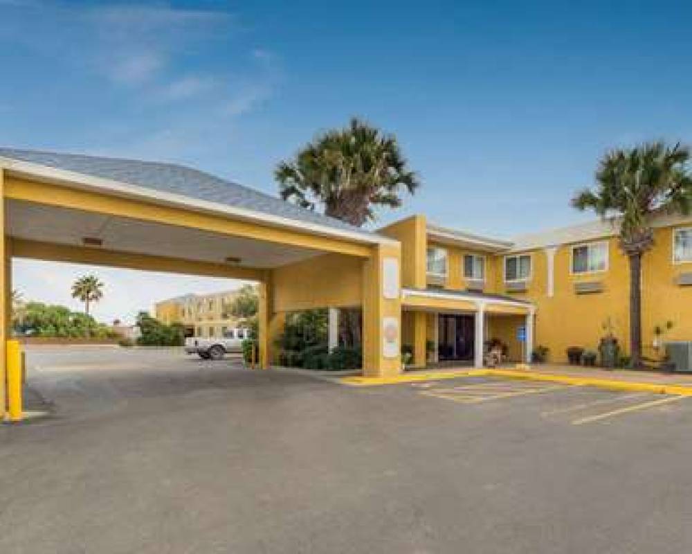 QUALITY INN AND SUITES ON THE BEACH 2