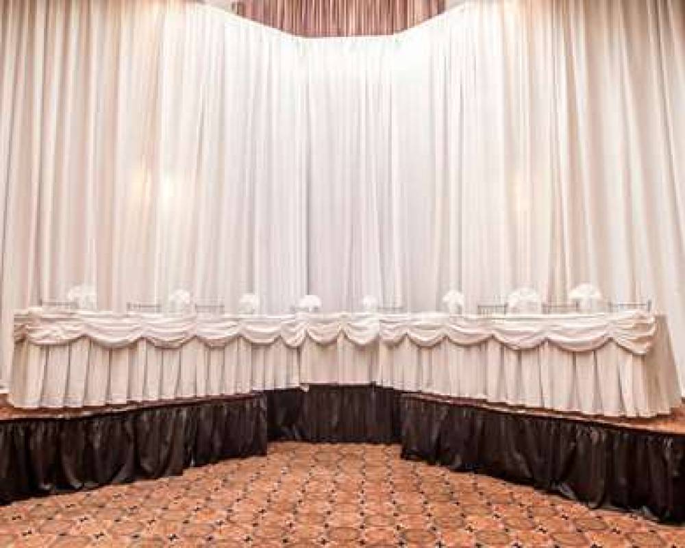QUALITY INN AND SUITES ORLAND PARK 8