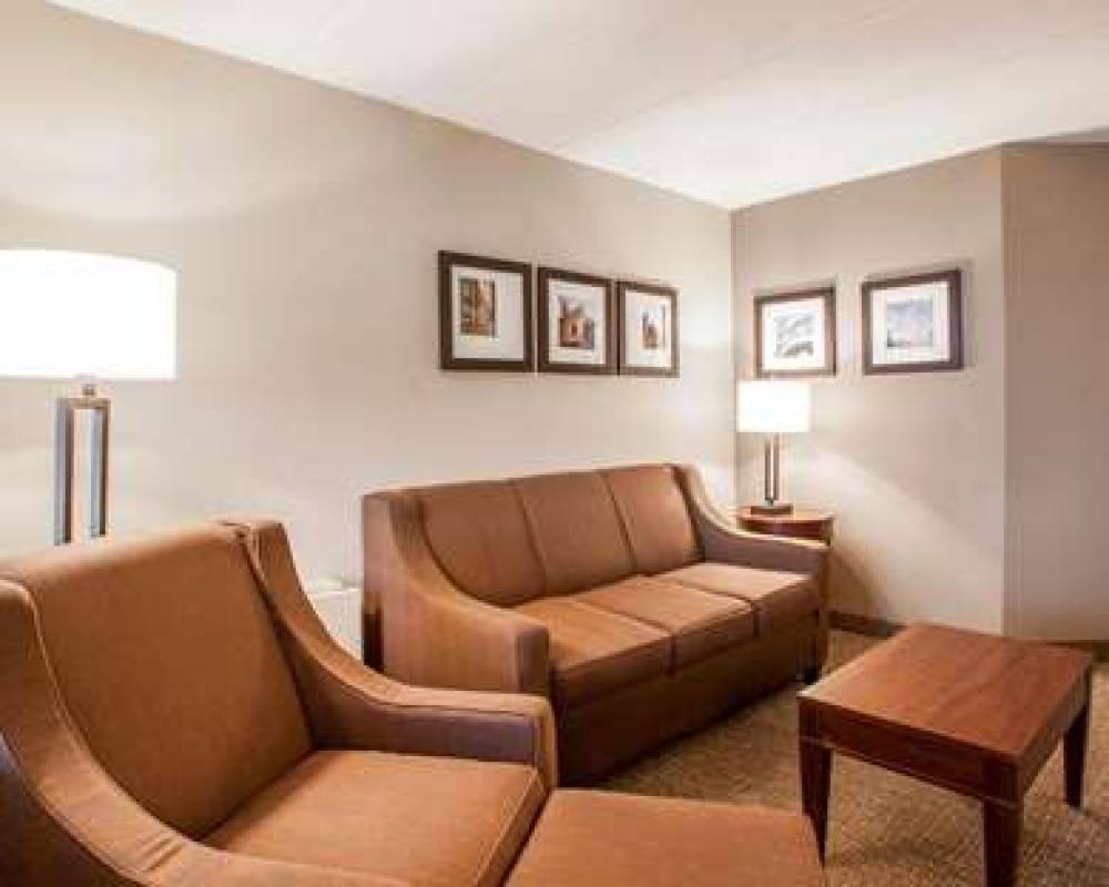 QUALITY INN AND SUITES ORLAND PARK 3