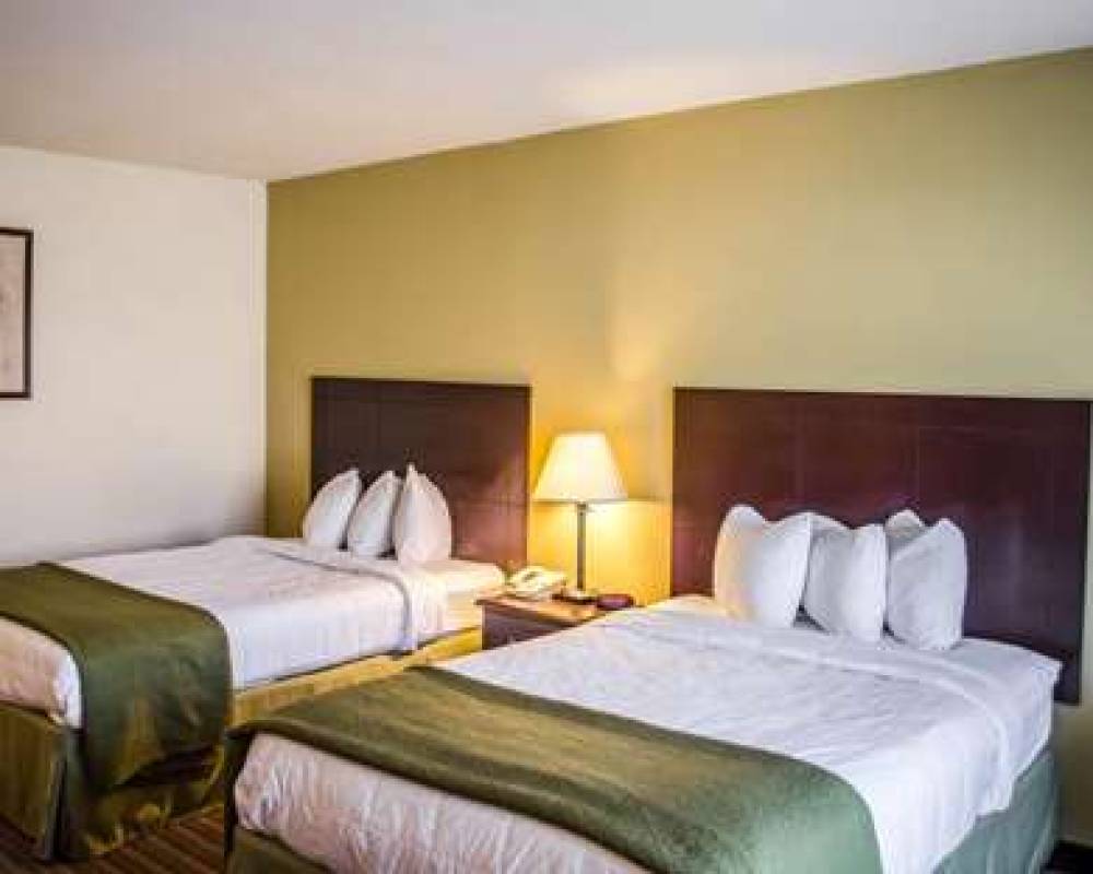 Quality Inn And Suites Pensacola 10
