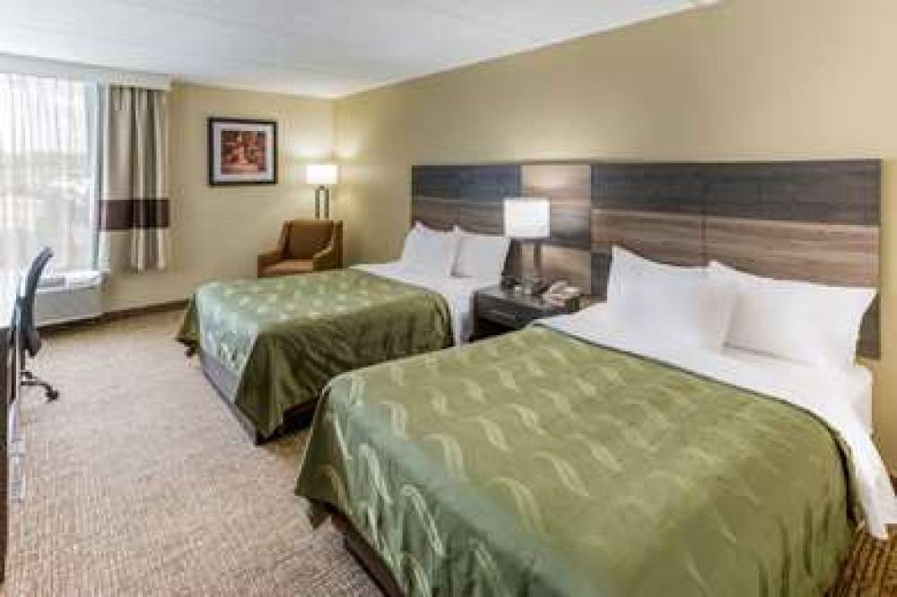 QUALITY INN AND SUITES PLATTSBURGH 10