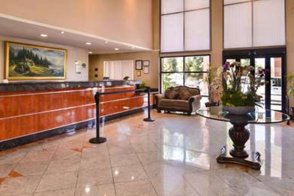 Quality Inn And Suites 3