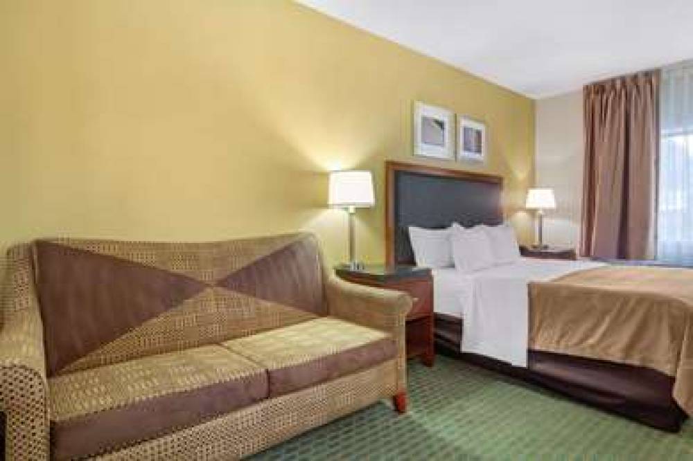 Quality Inn And Suites 5